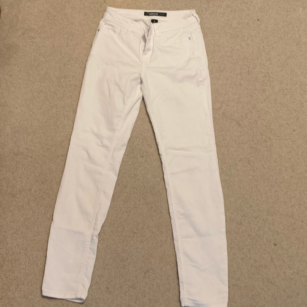 White Jordache skinny jeans